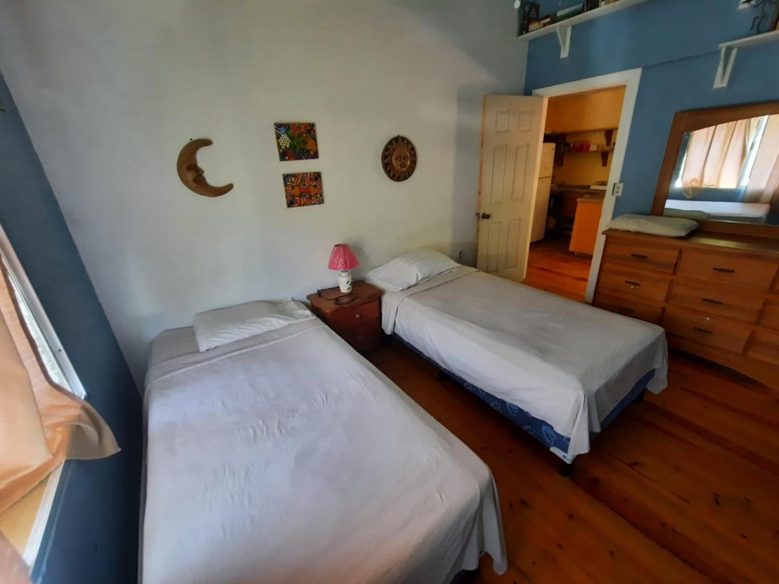 Roatan Backpackers' Hostel Sandy Bay Luaran gambar